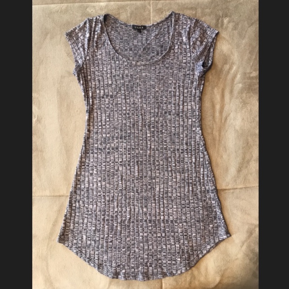 Simple gray shorts sleeves mini dress!